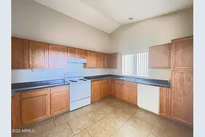 4004 S Summer Court, Gilbert, AZ 85297 - Photo 7