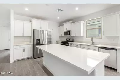 10773 W Baden Street, Avondale, AZ 85323 - Photo 3