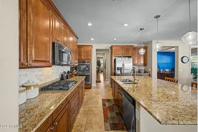 10561 E Pivitol Avenue, Mesa, AZ 85212 - Photo 21