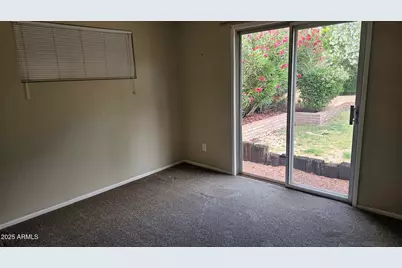 4208 E Montecito Avenue, Phoenix, AZ 85018 - Photo 11