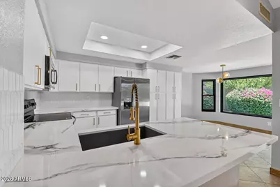 5735 E Campo Bello Drive, Scottsdale, AZ 85254 - Photo 13