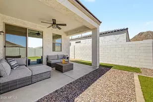 4606 W Pelotazo Way, San Tan Valley, AZ 85144 - Photo 3