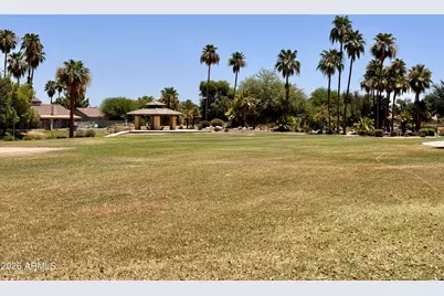 14957 W Bottle Tree Avenue, Surprise, AZ 85374 - Photo 17