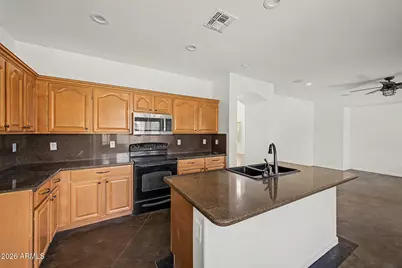 21476 N Denton Drive, Maricopa, AZ 85138 - Photo 15