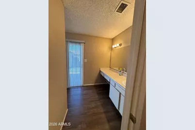 6540 W Hazelwood Street, Phoenix, AZ 85033 - Photo 15