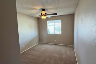 6540 W Hazelwood St, Phoenix, AZ 85033 - Photo 11