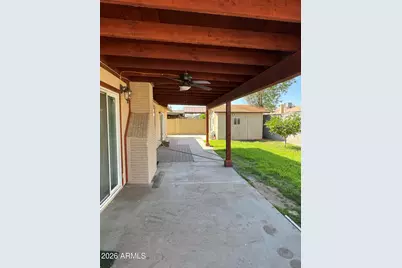 6540 W Hazelwood Street, Phoenix, AZ 85033 - Photo 23