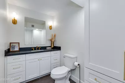 7836 E Cypress Street, Scottsdale, AZ 85257 - Photo 23