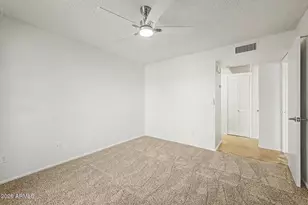 10610 S 48th St, Phoenix, AZ 85044 - Photo 15