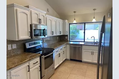 9405 N 83rd Street, Scottsdale, AZ 85258 - Photo 9