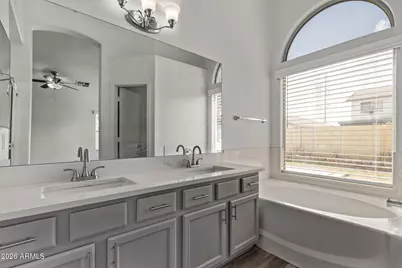 1077 W Laurel Avenue, Gilbert, AZ 85233 - Photo 15