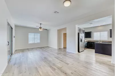 21130 N 36th Place, Phoenix, AZ 85050 - Photo 3