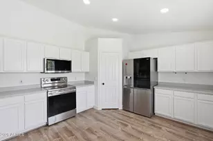 11261 E Renfield Ave, Mesa, AZ 85212 - Photo 7