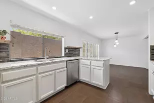 4717 E Winston Dr, Phoenix, AZ 85044 - Photo 19