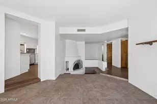 4717 E Winston Dr, Phoenix, AZ 85044 - Photo 9