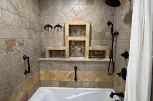 4210 W Country Gables Dr, Phoenix, AZ 85053 - Photo 57