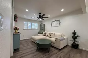 4210 W Country Gables Dr, Phoenix, AZ 85053 - Photo 67