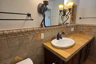 4210 W Country Gables Dr, Phoenix, AZ 85053 - Photo 77
