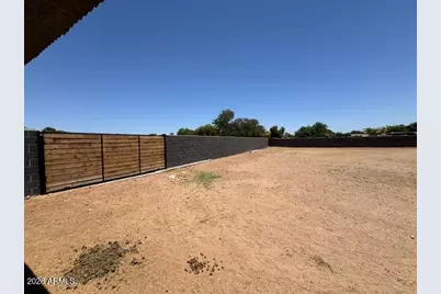 4210 W Country Gables Drive, Phoenix, AZ 85053 - Photo 43