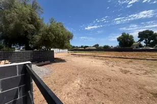 4210 W Country Gables Dr, Phoenix, AZ 85053 - Photo 35