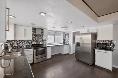 2544 E Commonwealth Circle, Chandler, AZ 85225 - Photo 7