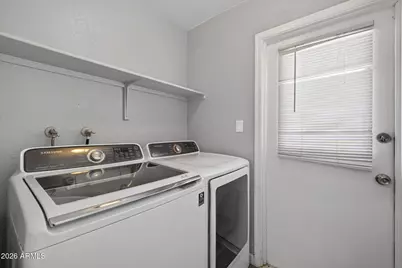 2544 E Commonwealth Circle, Chandler, AZ 85225 - Photo 23