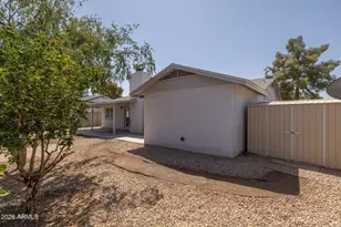 2544 E Commonwealth Cir, Chandler, AZ 85225 - Photo 25