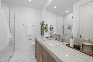 8429 E Del Camino Dr, Scottsdale, AZ 85258 - Photo 23