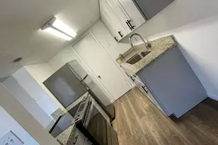 6726 W Monterosa St, Phoenix, AZ 85033 - Photo 5