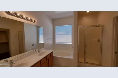 4043 S Vineyard Avenue, Gilbert, AZ 85297 - Photo 11