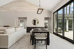 4137 E Earll Dr, Phoenix, AZ 85018 - Photo 13
