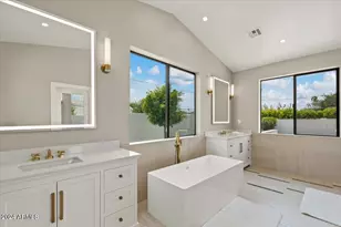4137 E Earll Dr, Phoenix, AZ 85018 - Photo 31