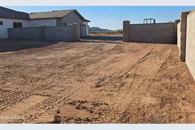 6561 W Palomino Way, Coolidge, AZ 85128 - Photo 13