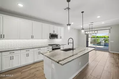 16863 W Maya Way, Surprise, AZ 85387 - Photo 11