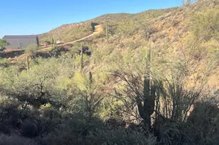 32400 S Lisa Dr, Black Canyon City, AZ 85324 - Photo 9