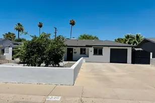 5320 E Thomas Rd, Phoenix, AZ 85018 - Photo 1