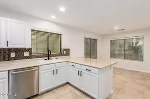 1766 E Bishop Pl, Casa Grande, AZ 85122 - Photo 13