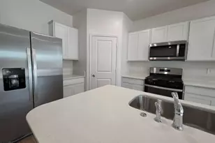 18399 W Buckskin Trl, Surprise, AZ 85387 - Photo 11