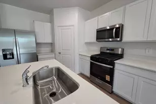 18399 W Buckskin Trl, Surprise, AZ 85387 - Photo 13