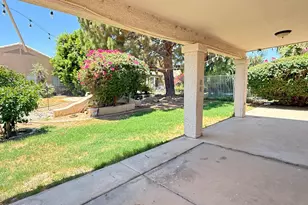 1425 E Chicago Cir, Chandler, AZ 85225 - Photo 25