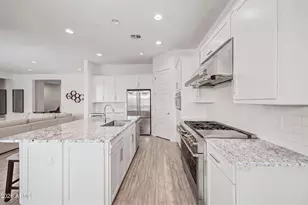 256 E Gemini Pl, Chandler, AZ 85249 - Photo 5