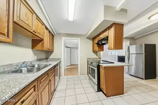 449 S Stewart, Mesa, AZ 85202 - Photo 3