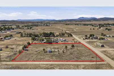 24695 N Catalina Street, Paulden, AZ 86334 - Photo 5