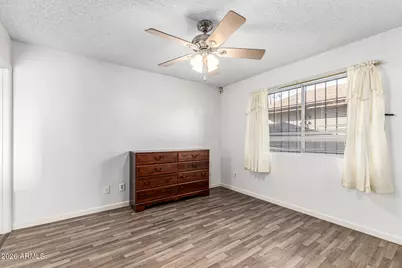 2814 N 55th Avenue, Phoenix, AZ 85035 - Photo 13