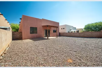1876 Chaplain Carter Drive, Sierra Vista, AZ 85635 - Photo 9
