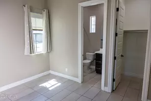 2462 E Lovebird Ln, Gilbert, AZ 85297 - Photo 5