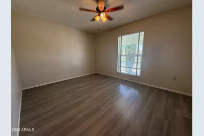 10346 W Mountain View Road, Sun City, AZ 85351 - Photo 19