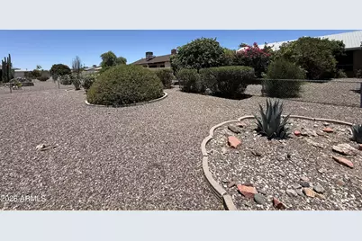 10346 W Mountain View Road, Sun City, AZ 85351 - Photo 29