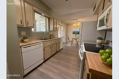 10346 W Mountain View Road, Sun City, AZ 85351 - Photo 11