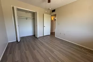 10346 W Mountain View Rd, Sun City, AZ 85351 - Photo 17